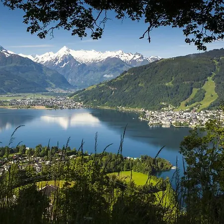 Apartment Zachary- 2 Bedroom -austrian Alpine Getaways