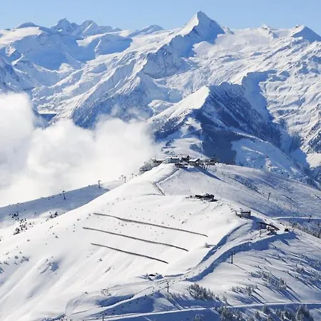 Zachary- 2 Bedroom -austrian Alpine Getaways קפרון