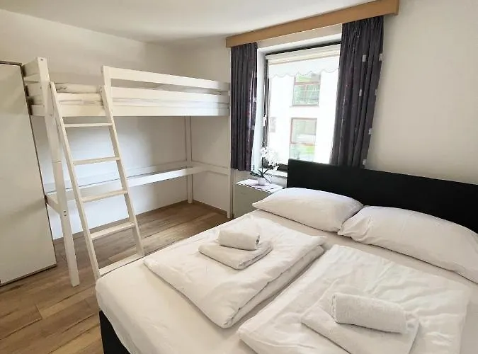 Zachary- 2 Bedroom -austrian Alpine Getaways Appartement