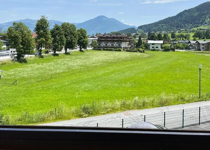 Zachary- 2 Bedroom -austrian Alpine Getaways Appartement *